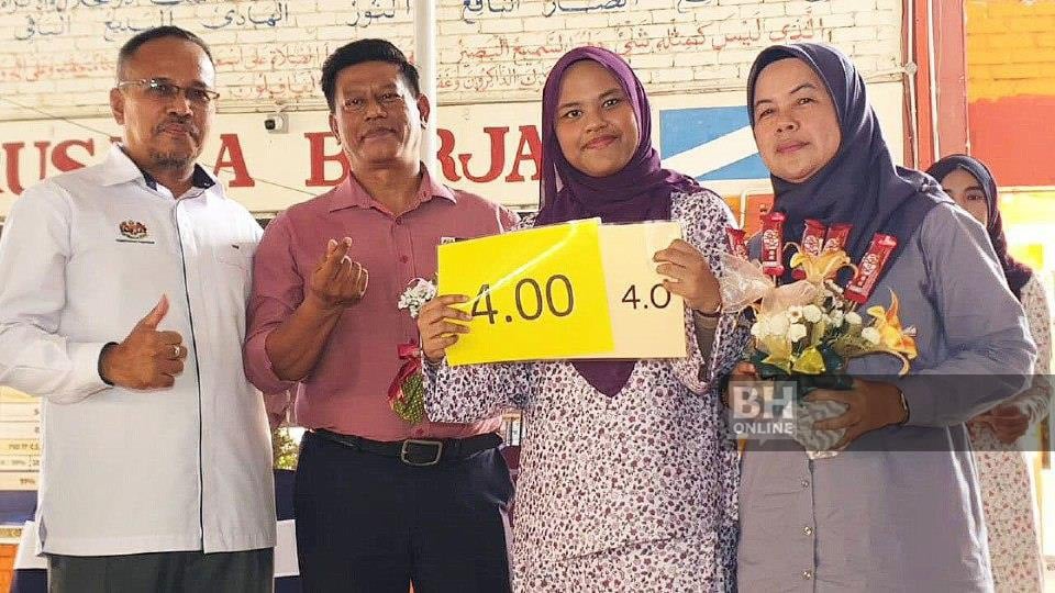 Nurqistina Mohd Nizam STPM 4.0 2