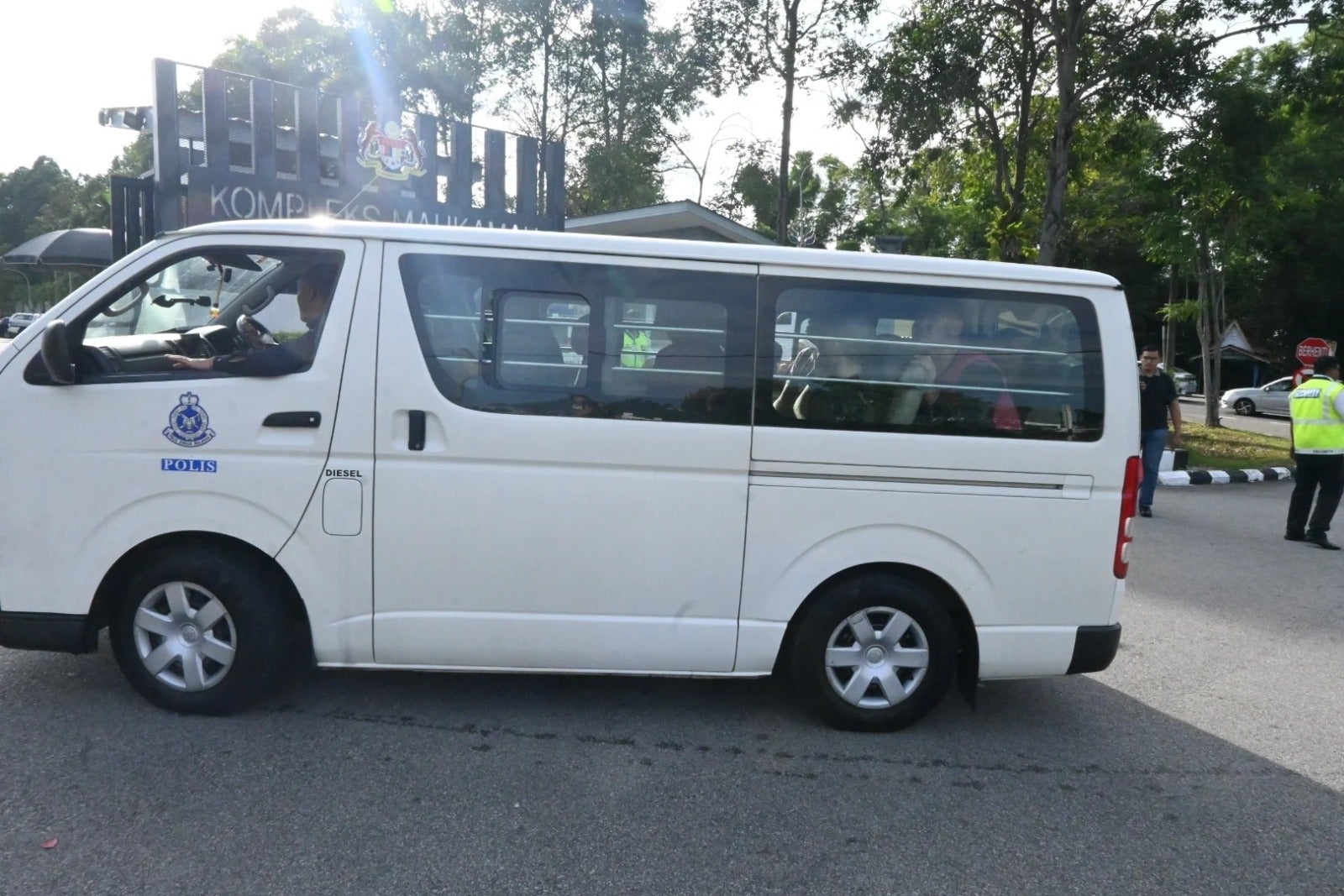 polis van