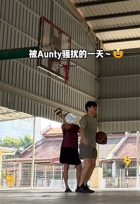 aunty angry