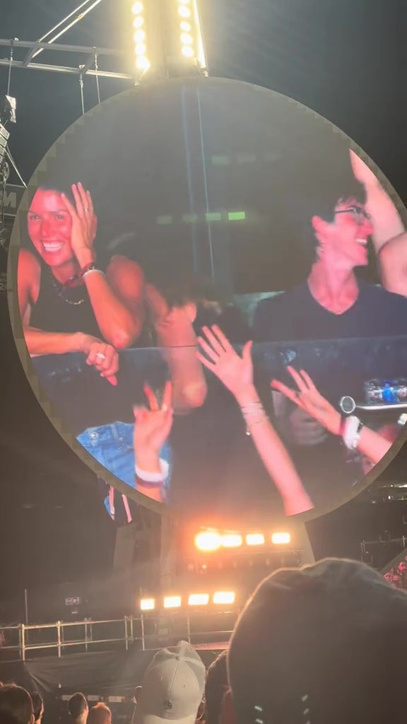 coldplay couple kiss cam busted cheating astronomer ceo 1