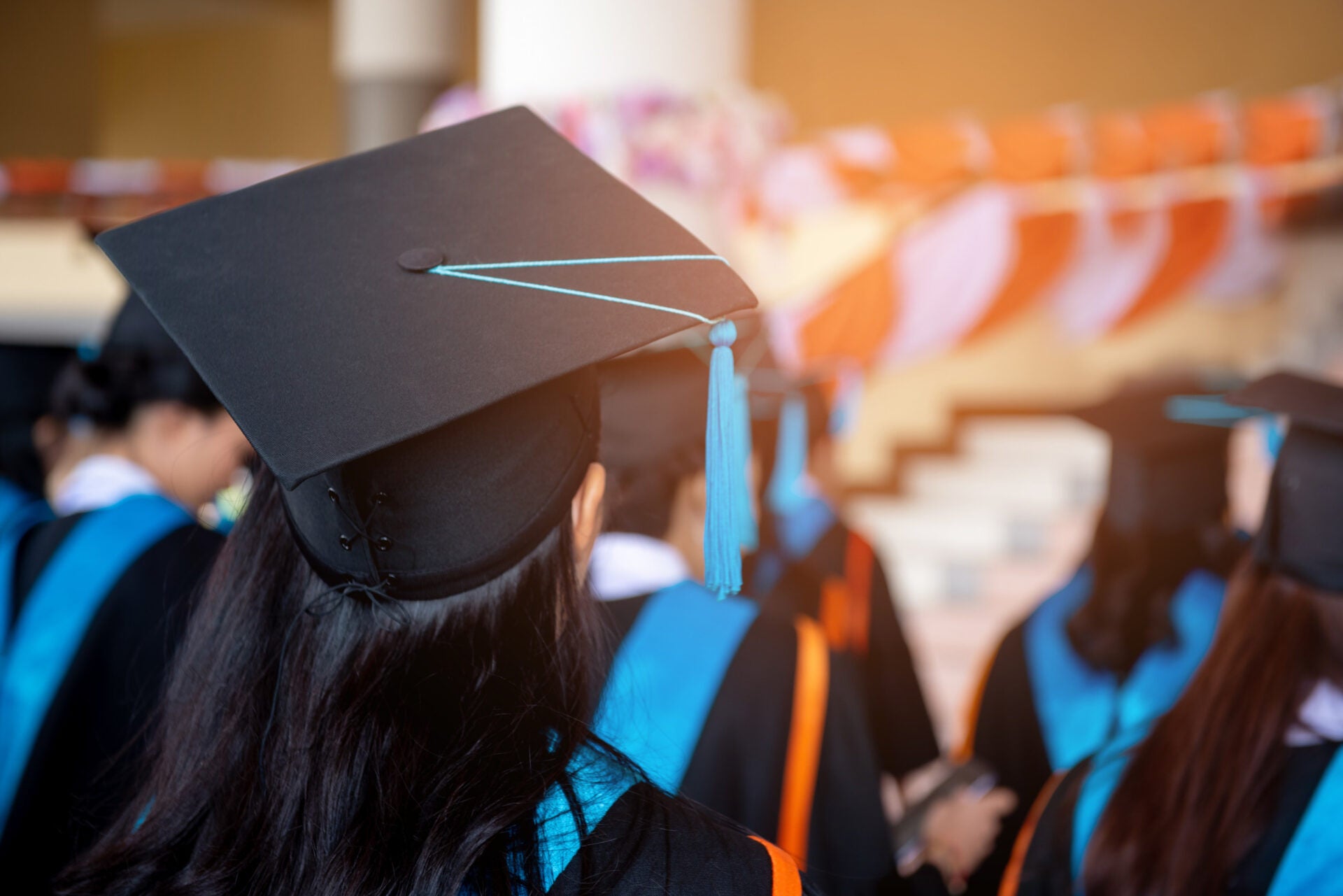 girl graduation ceromony 123rf