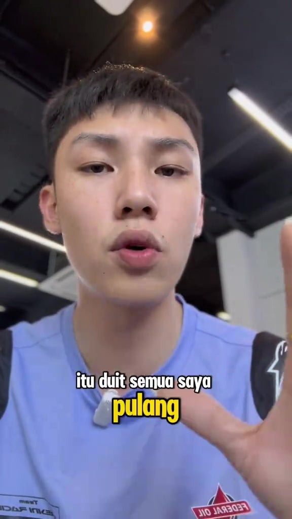 nicholas摩托车店老板儿子嫌弃父亲卖的摩托车不好 2