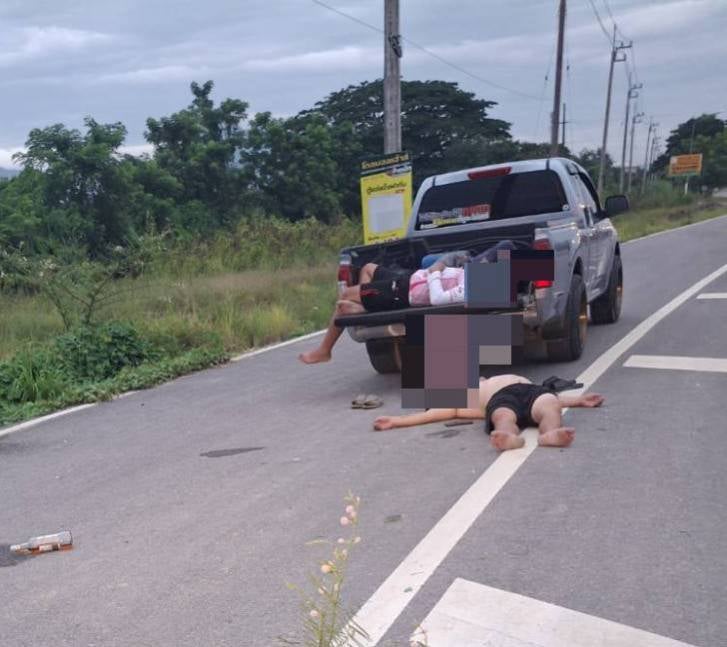 3名醉汉谁在路边皮卡车后吓坏路人 2