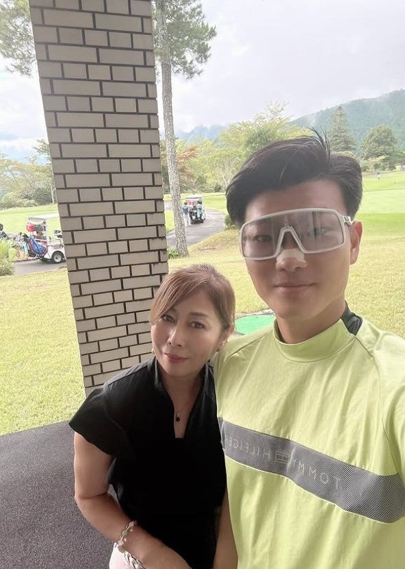 japanese couple