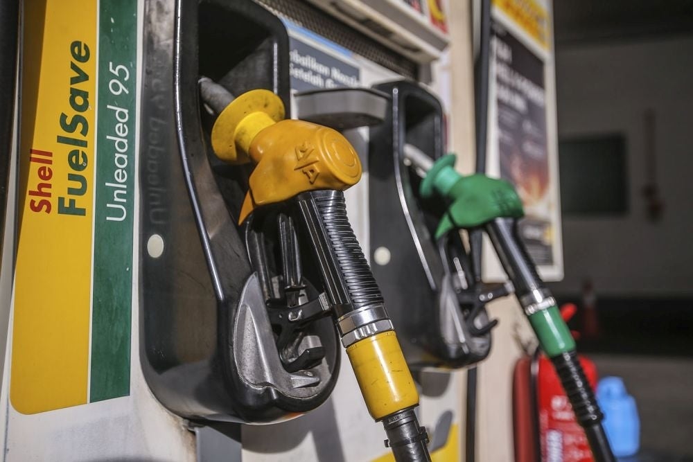 ron95 petrol pump