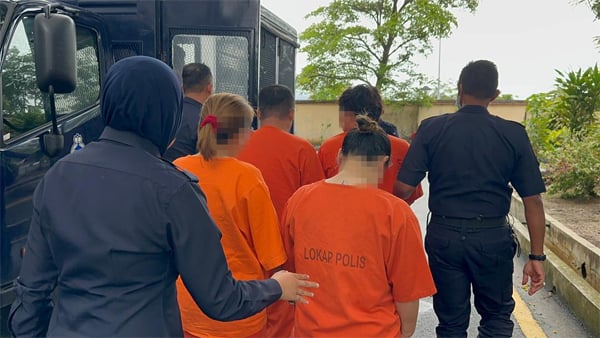 arrested 5
