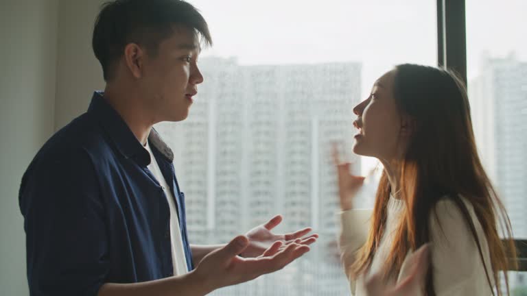 couple argue