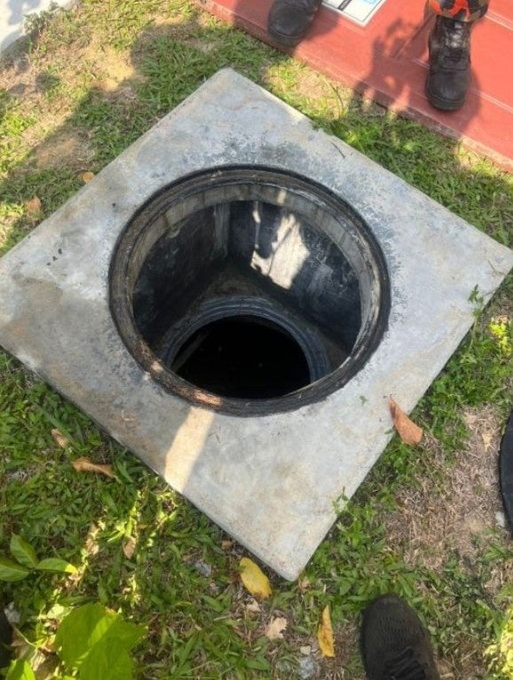 hole