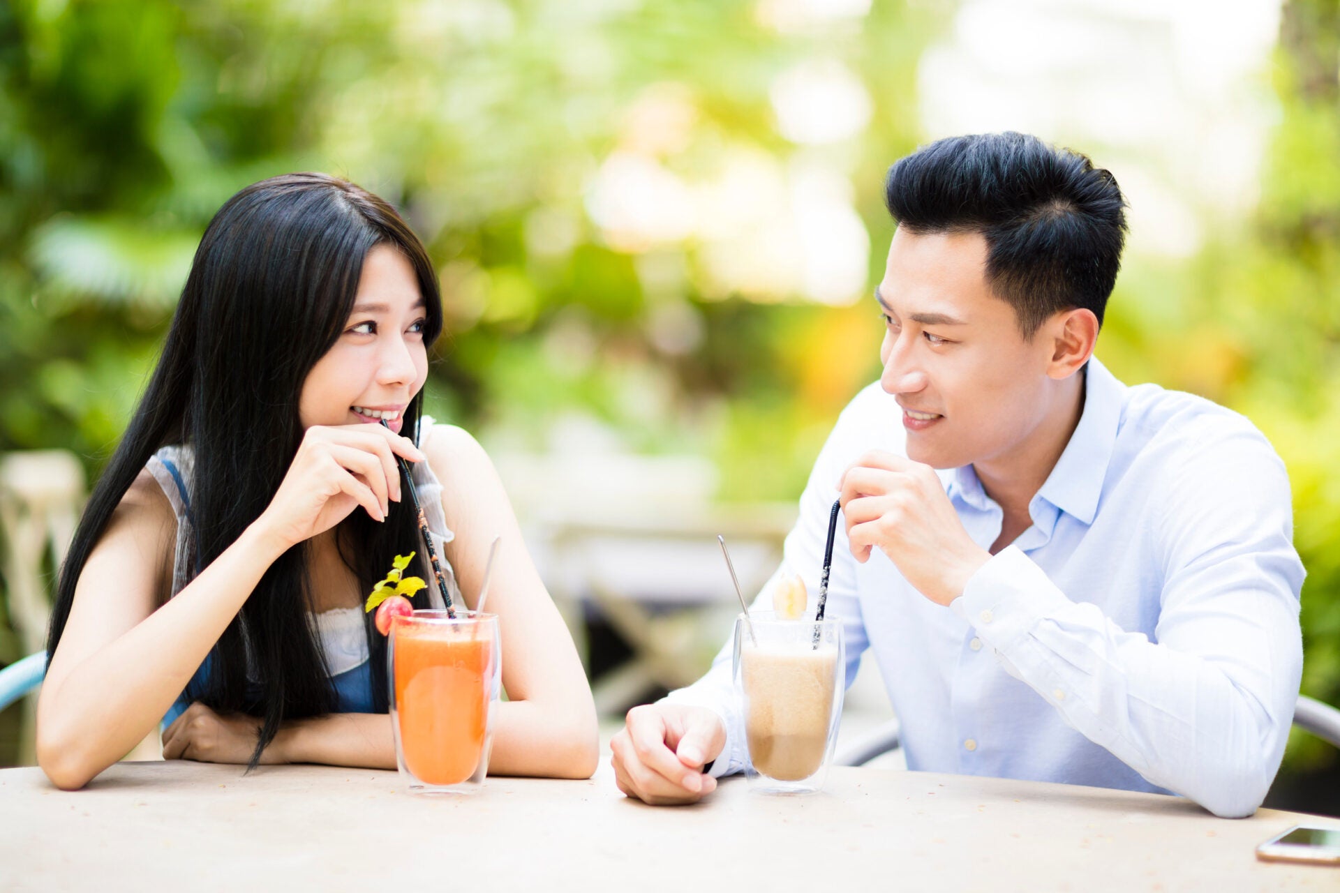 man woman couple cofee cafe date 123rf