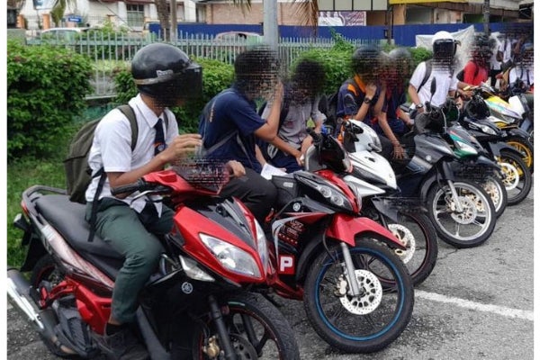 motorcycle students malaysia