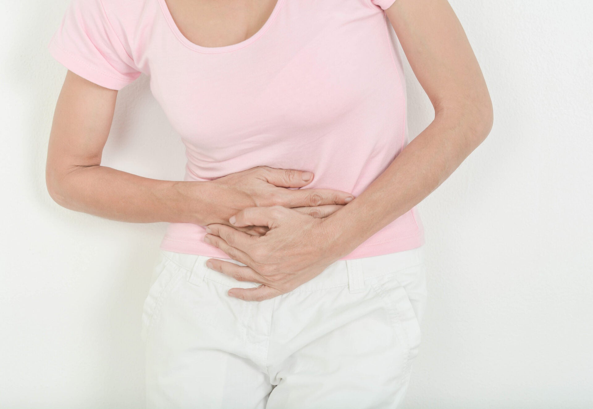 stomach pain woman 123rf