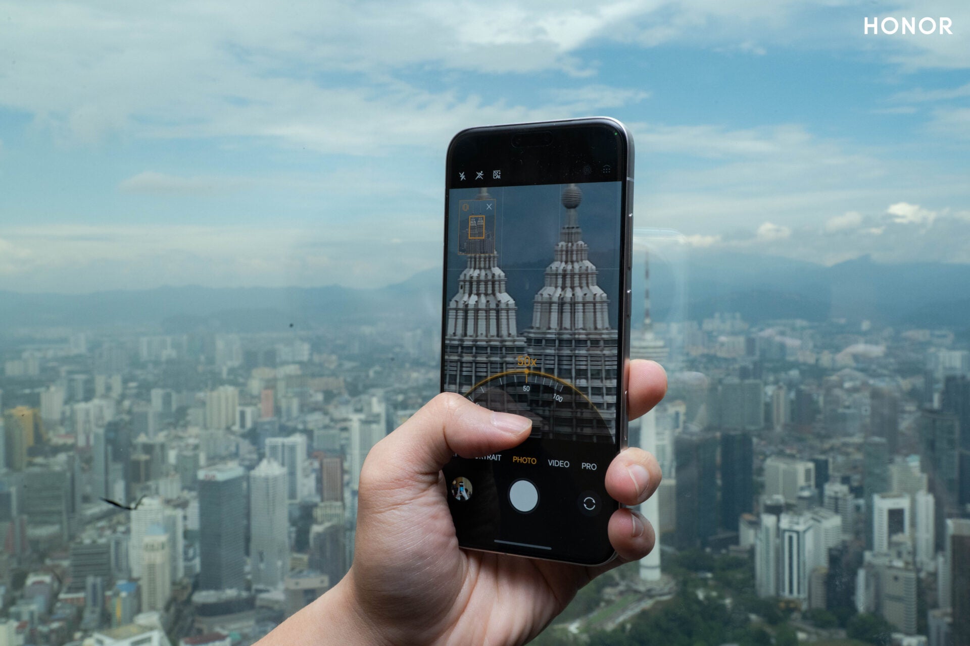 HONOR Magic8 Pro Cover Photo 1