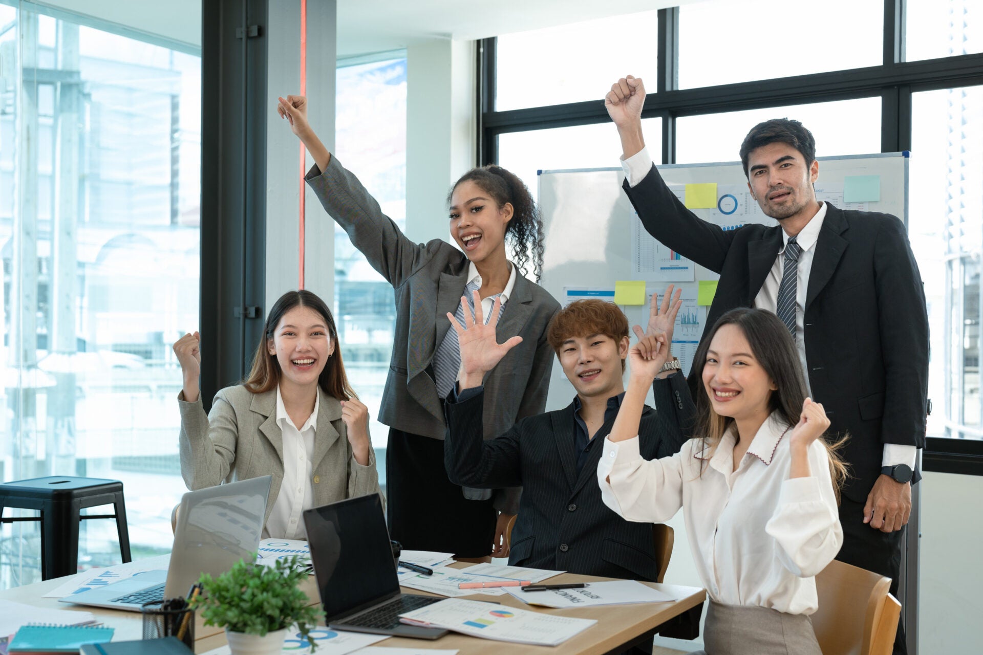 colleagues workers employers 123rf