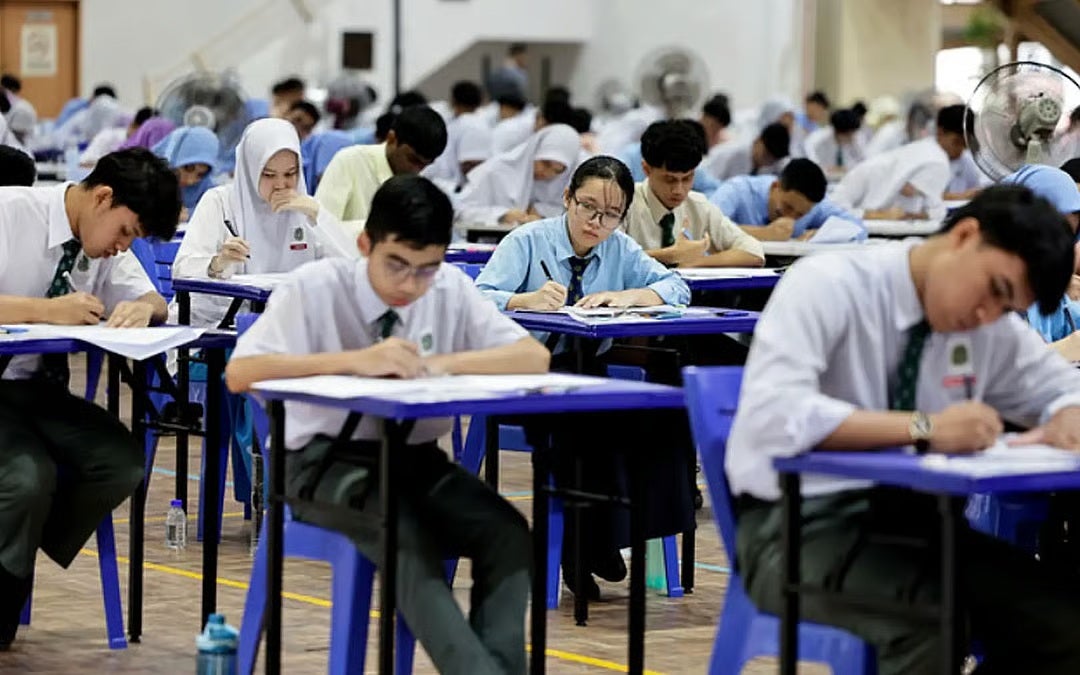 spm examination hall students