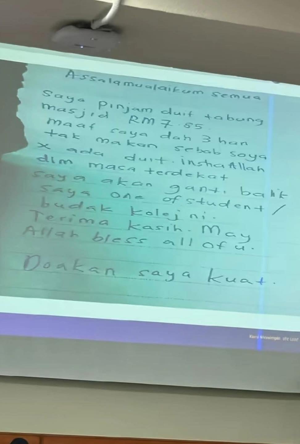 学院生3天没吃饭拿走清真寺捐款箱rm7.55留字条尽快还钱