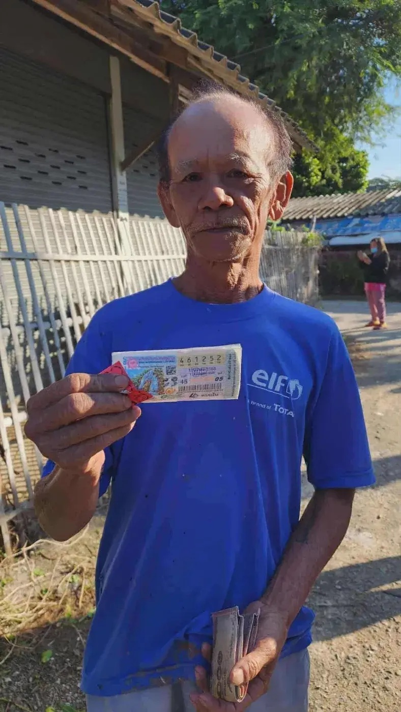 68岁独居男子中彩票亲戚争着接他回去住2