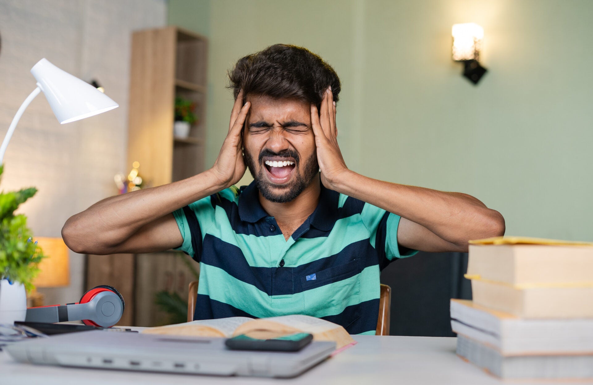 teenager angry studying stressed 123rf