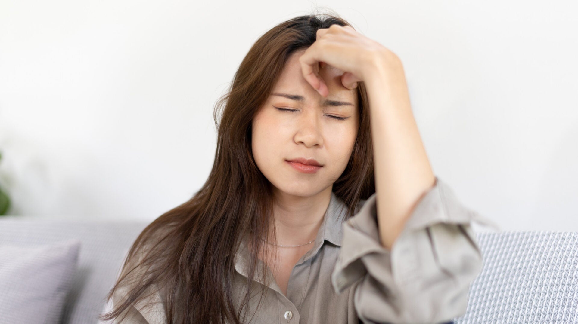 Woman Stressed Headache 123Rf