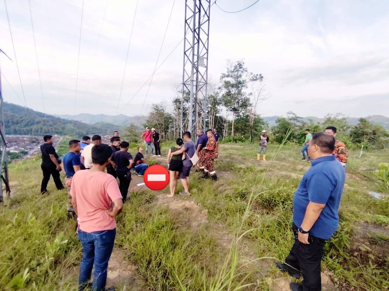 中四男学生失踪山上寻短5