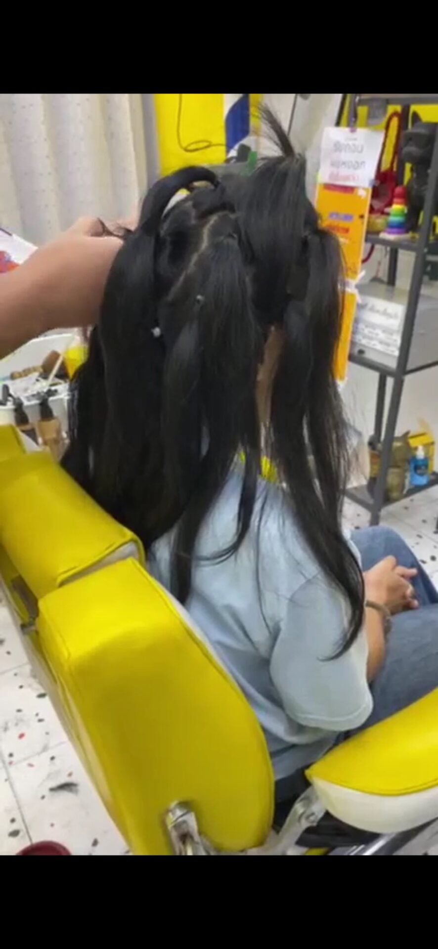 女子剃光头卖长发买家收到影片后消失诈骗 2