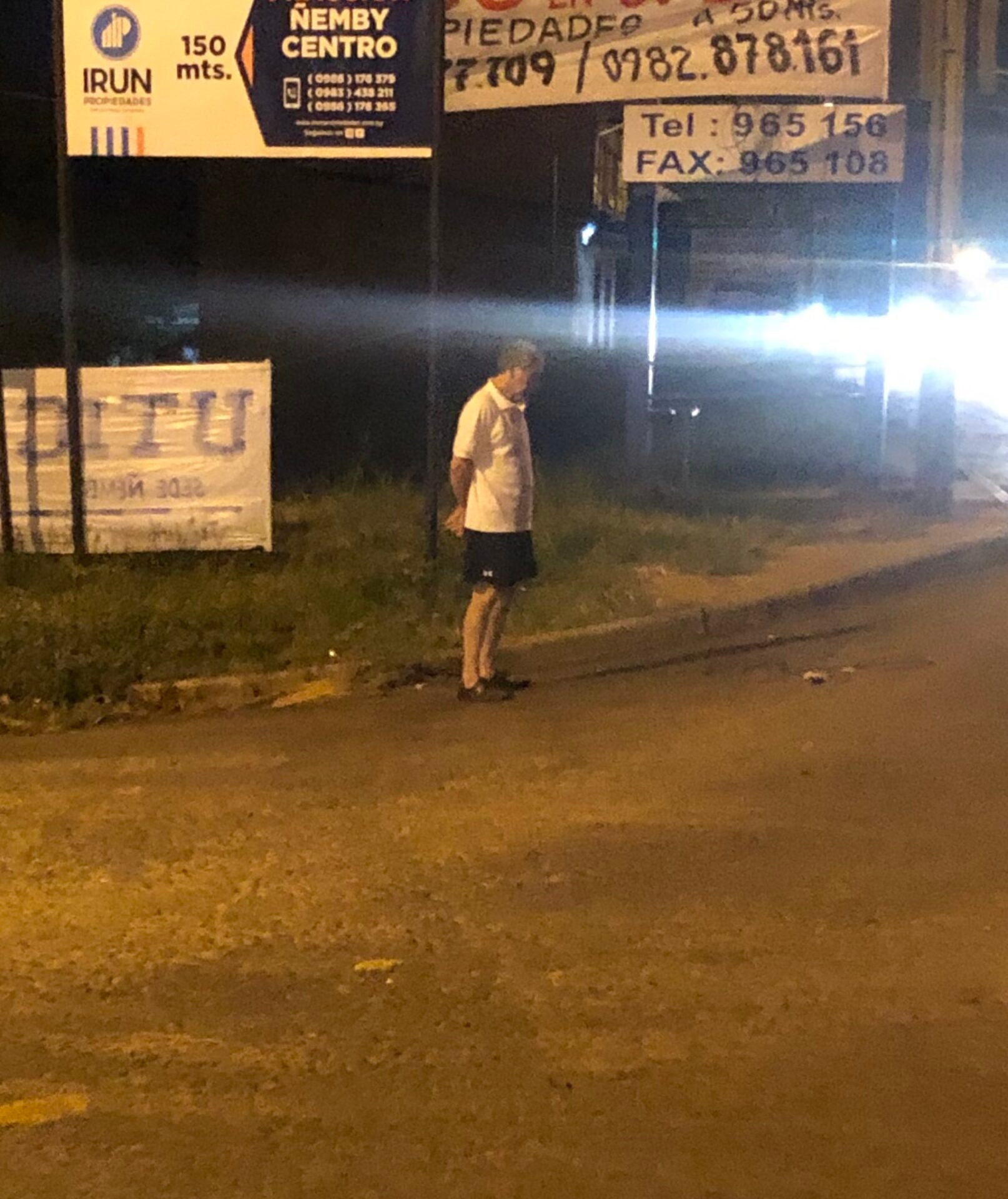 72岁爸爸每天在巴士站等女儿放工