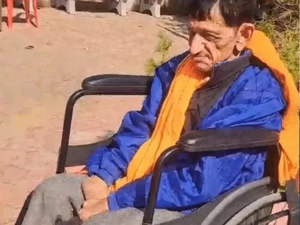 Mangilal印度乞丐有车有房收租放贷 3