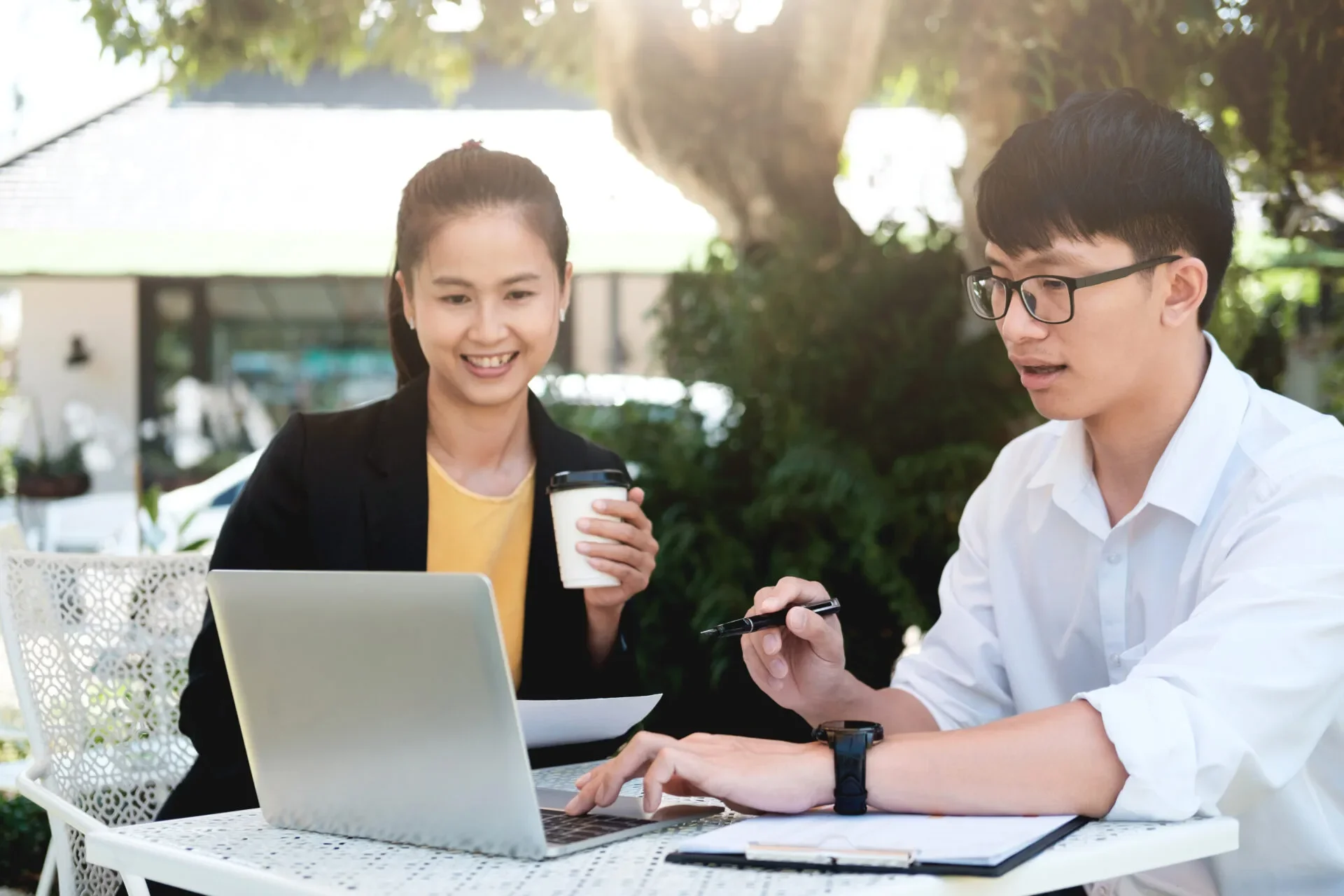 Business People Working Together Outdoor Office