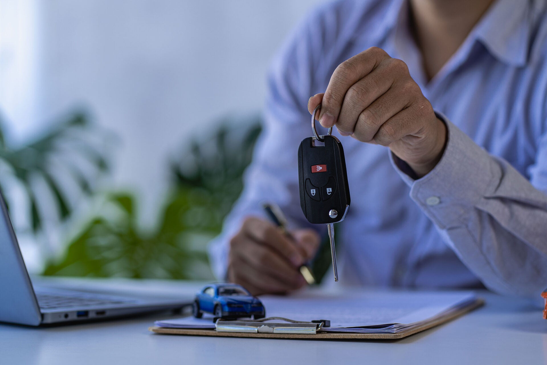 Car Key Loan Sign 123Rf