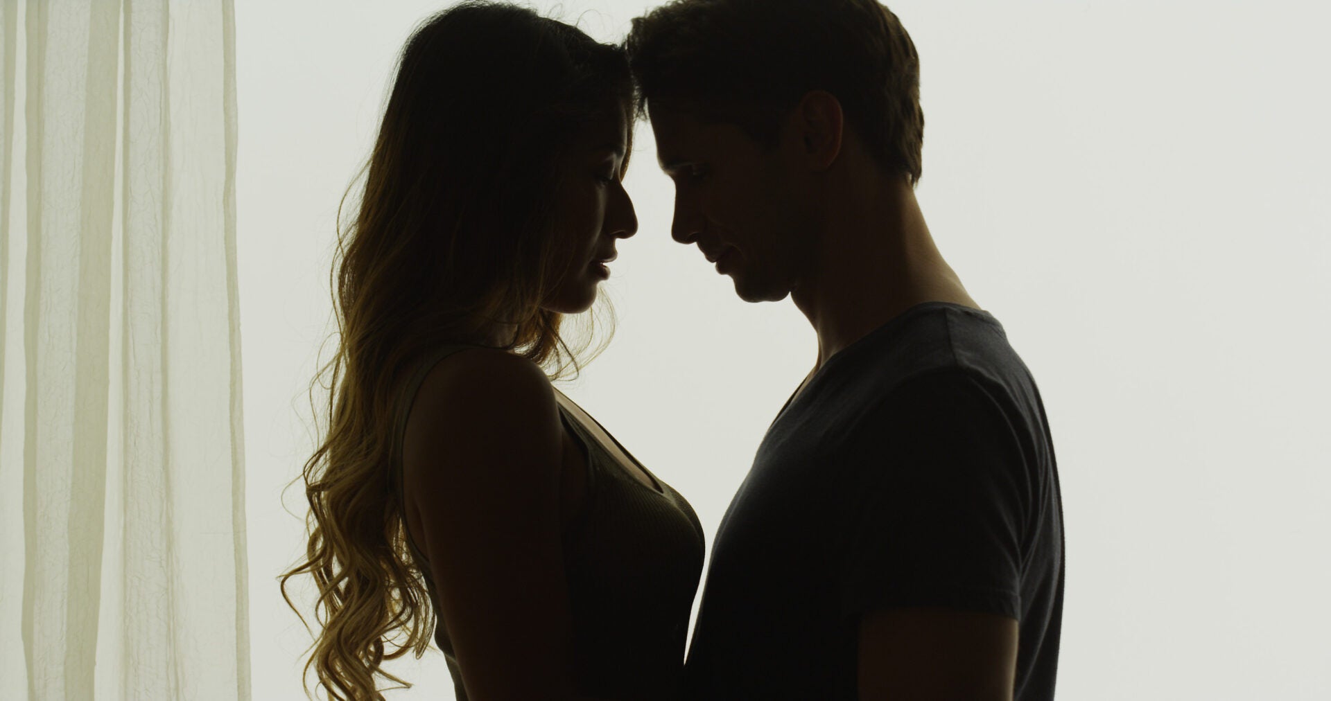 couple intimate 123rf