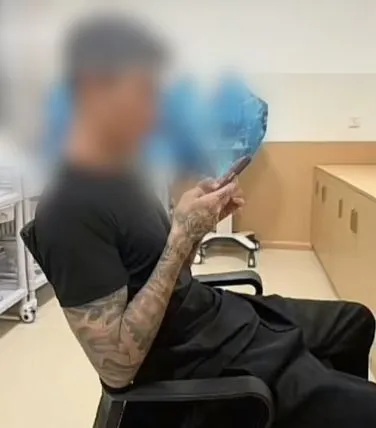 护士带男友值班帮忙配药挨批