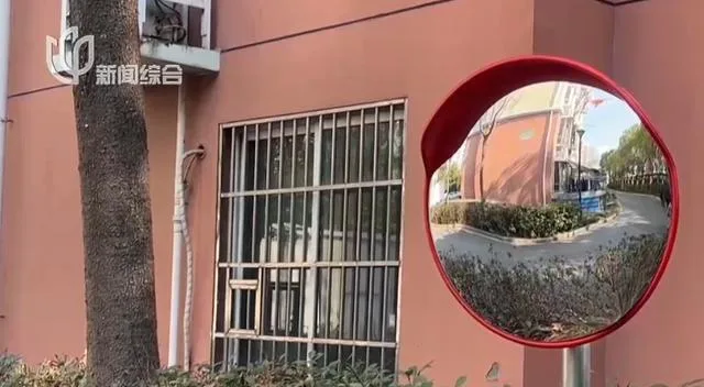 嫌风水不好掰歪路边反光镜