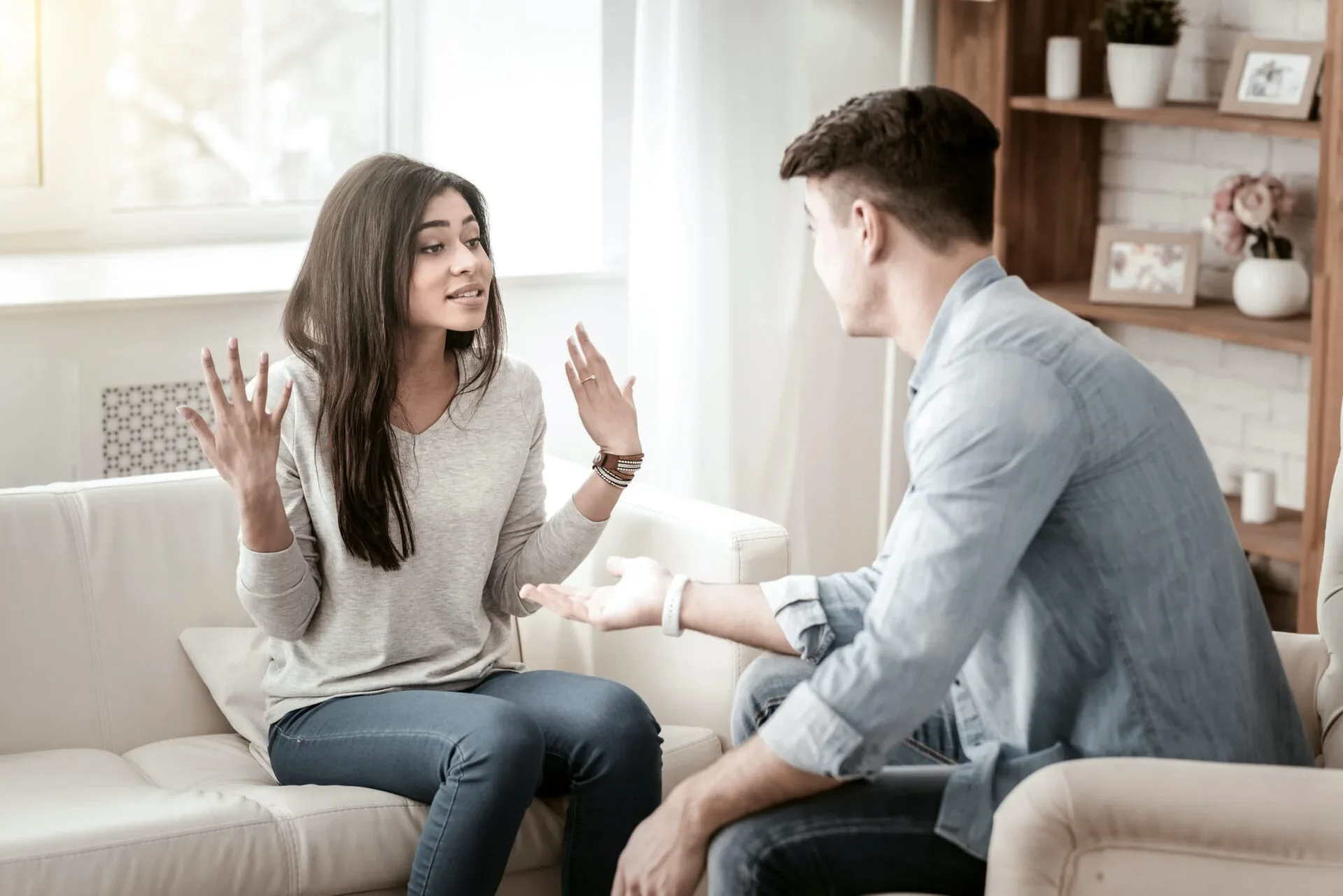 Couple Argue Home Calm Down 123Rf
