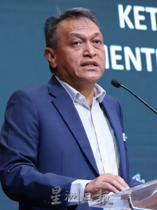 Datuk Awang Alik Jeman
