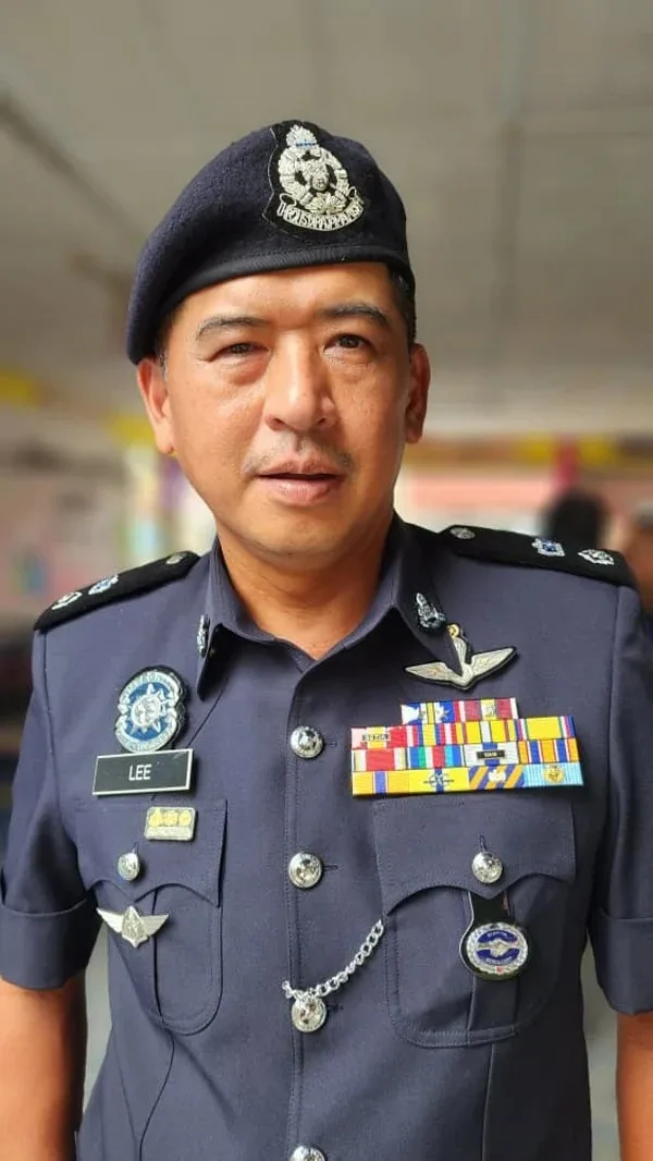 Jasin警区主任Lee Robert警监
