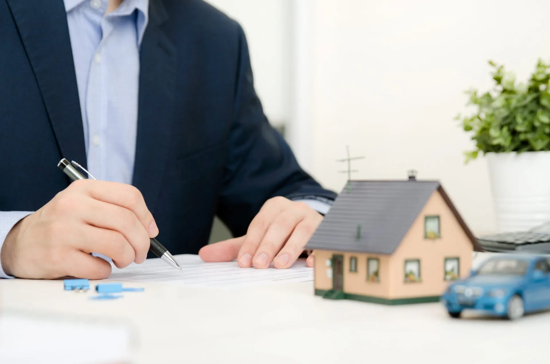 Car House Loan 123Rf
