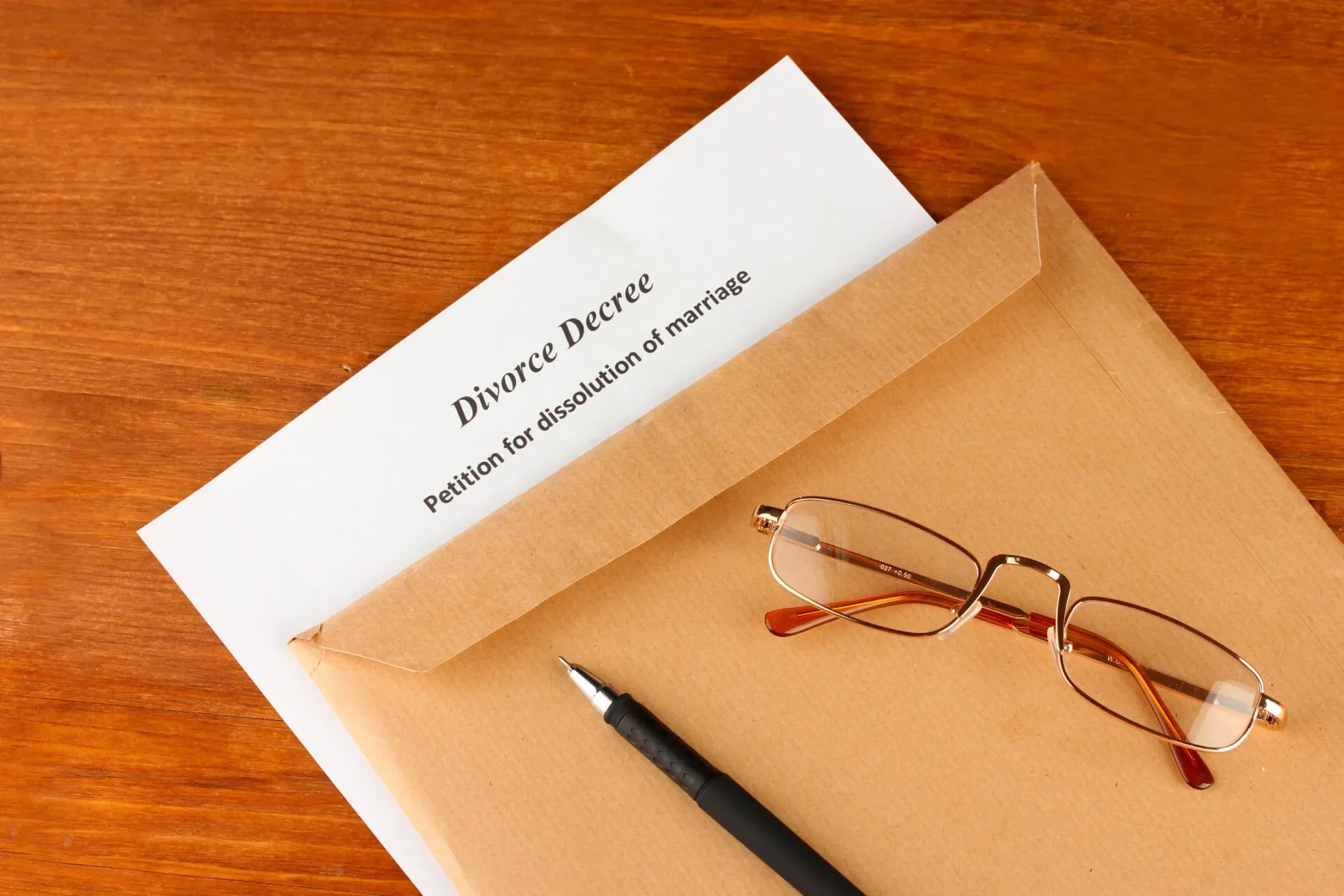 Divorce Decree Document 123Rf