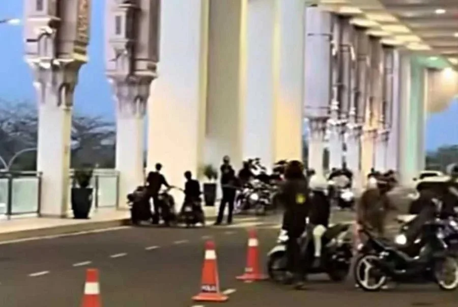 吉兰丹机场摩托车飙车族赛道