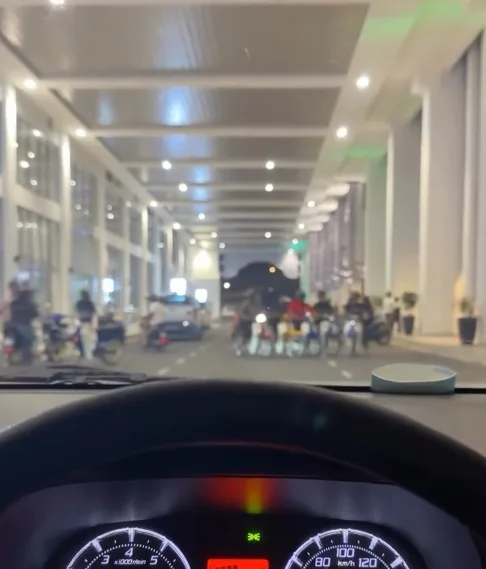 吉兰丹机场摩托车飙车族赛道2