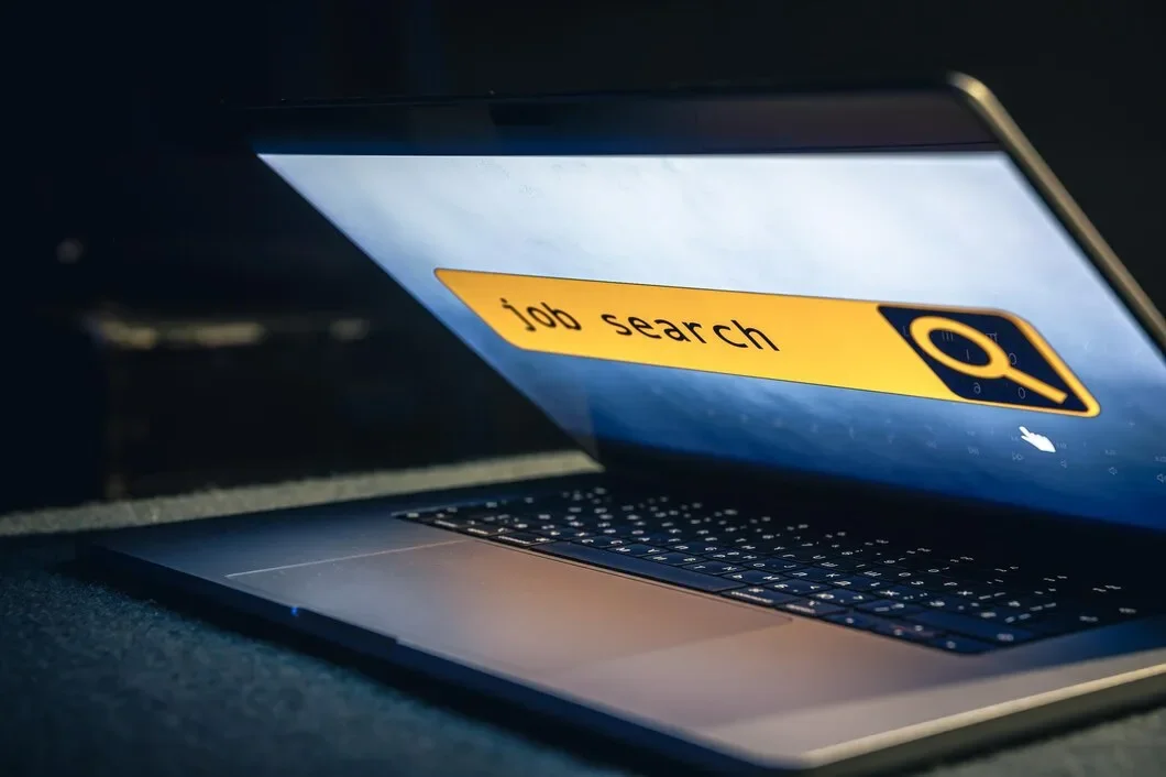 Laptop Screen With Line Job Search 169016 38999