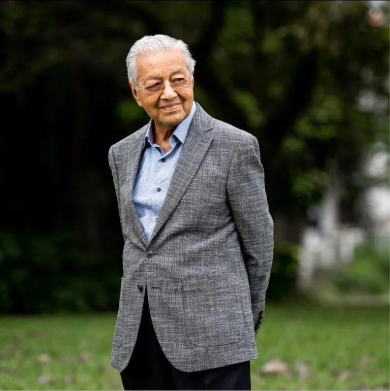 Tun M 1