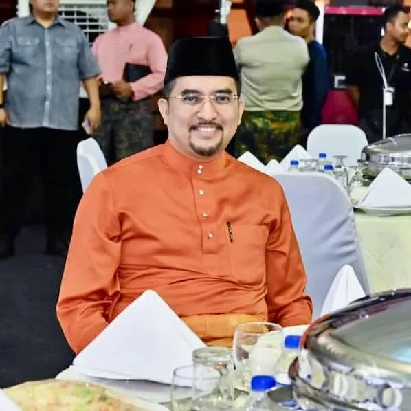 Datuk Dr Asyraf Wajdi Dusuki 2