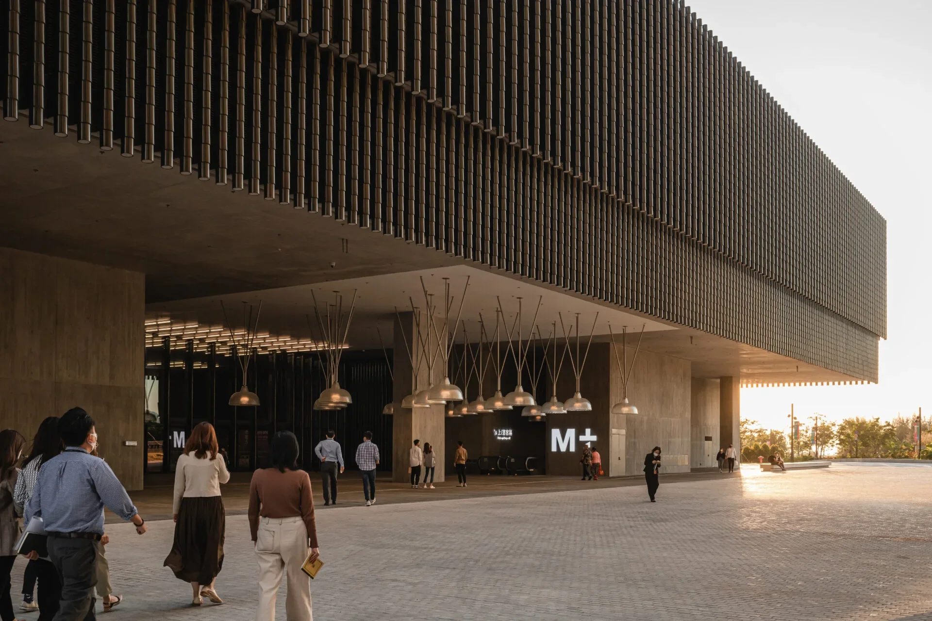 M Building 10