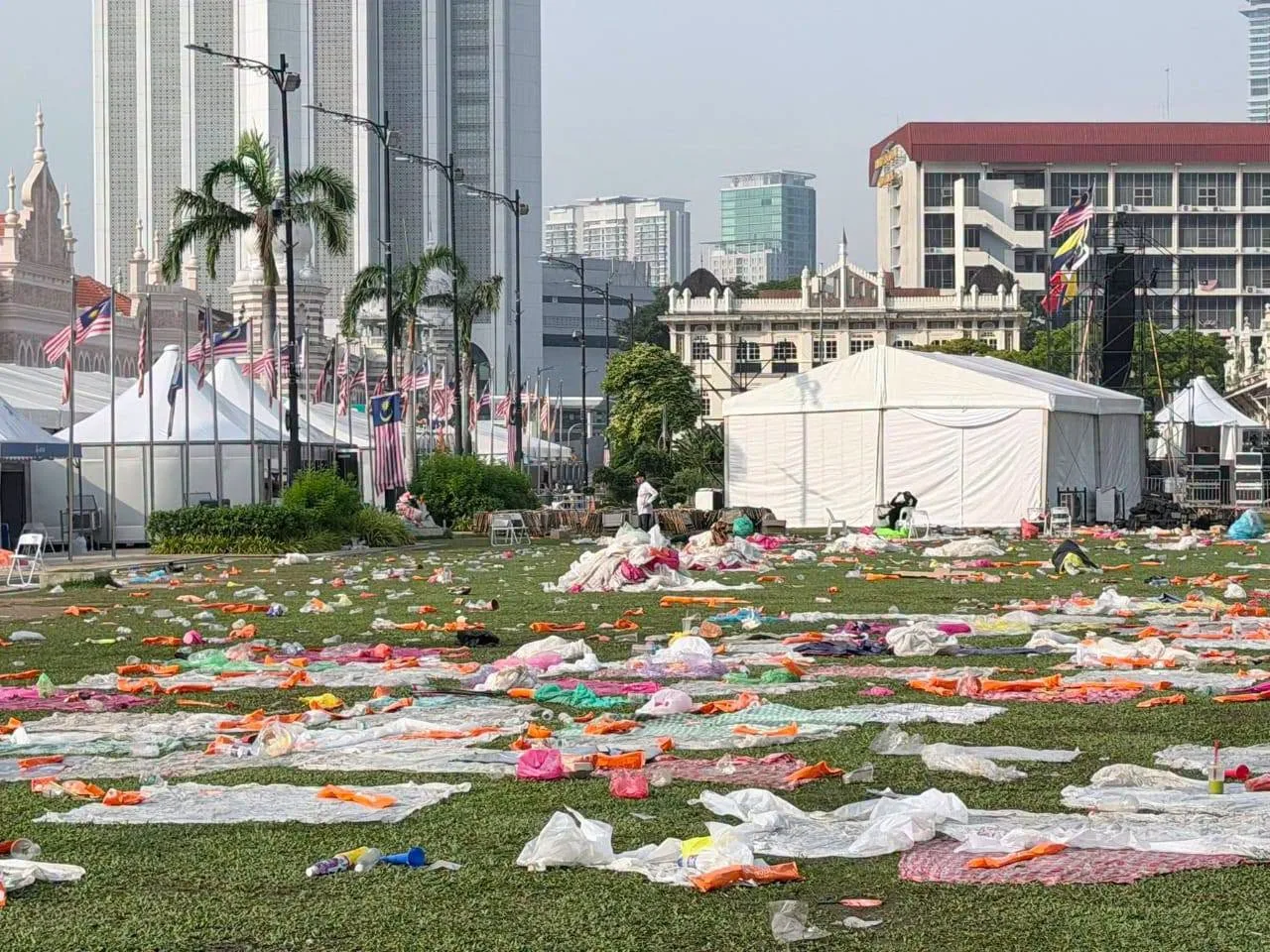Dbkl Fifa World Cup Show People Left Rubbish Behind Dirty 1