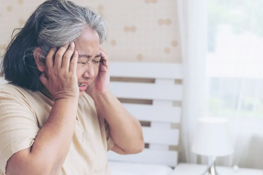 Elderly Patients Bed Asian Senior Woman Patients Headache Hands Forehead Medical Healthcare Concept 1150 21731