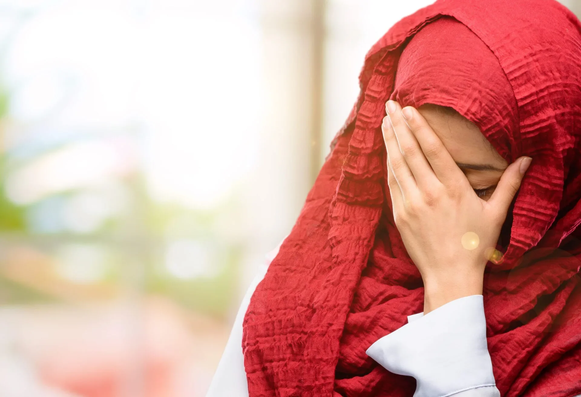 Malay Muslim Woman Cover Face Cry 123Rf