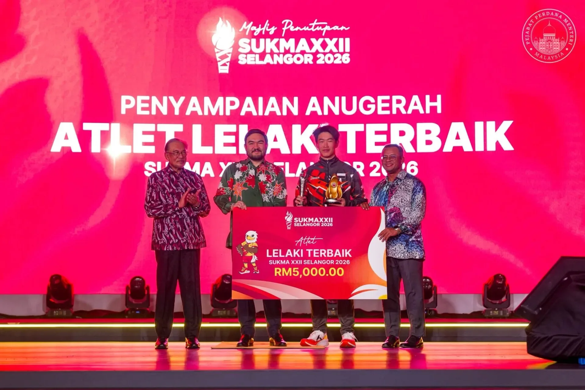 Anwar Ibrahim Penyampaian Anugerah Atlet Lelaki Terbaik Sukma 2026