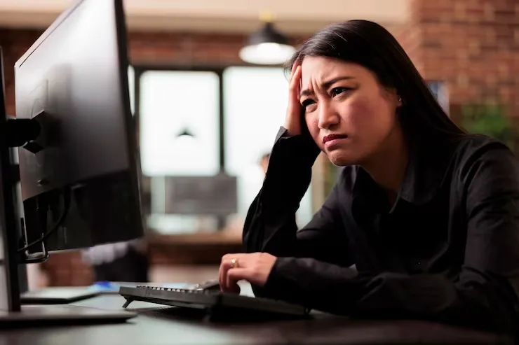 Woman Workplace Stressed Office Table
