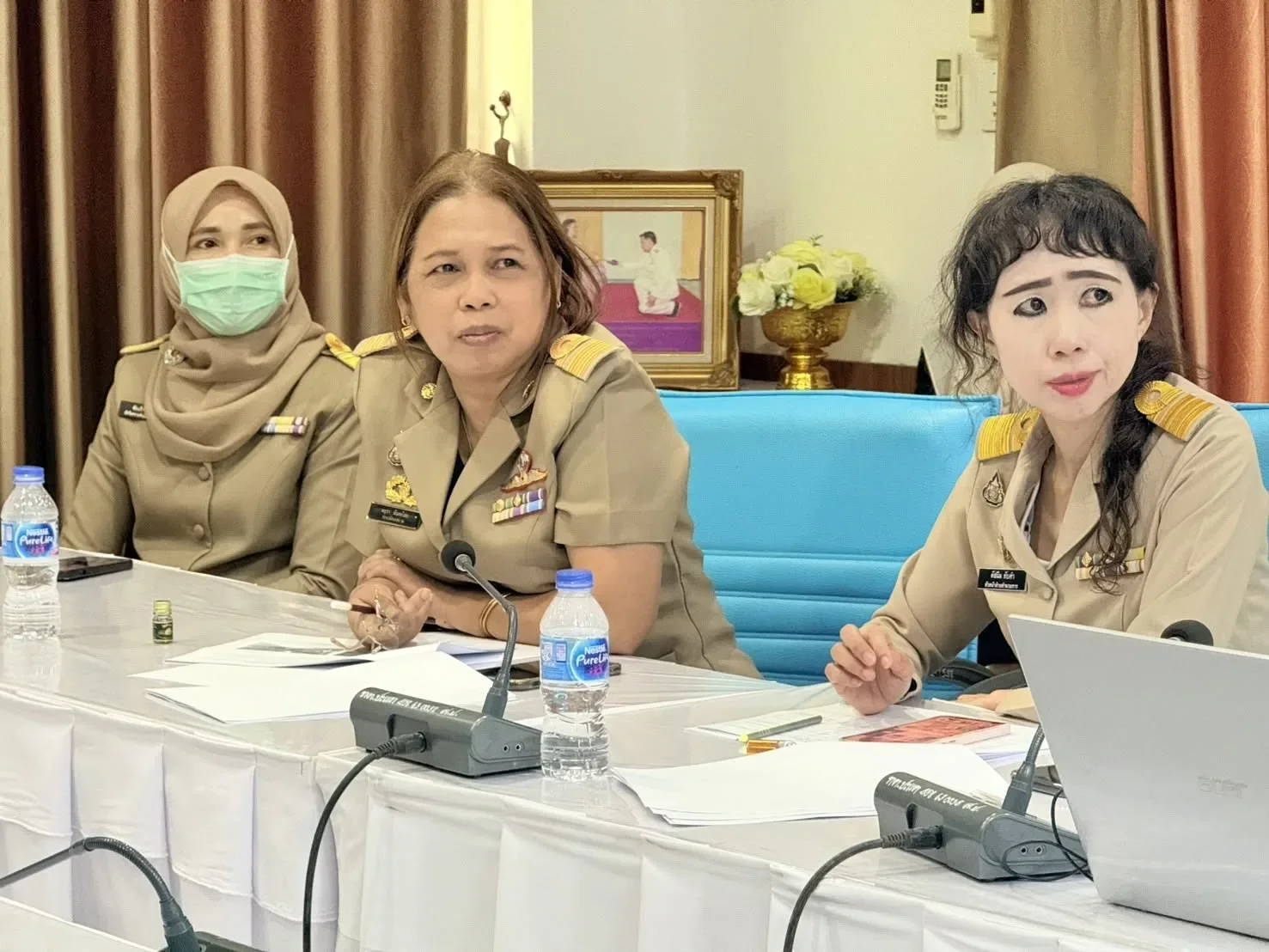 女公务员泰国南部财政预算会议走红 3