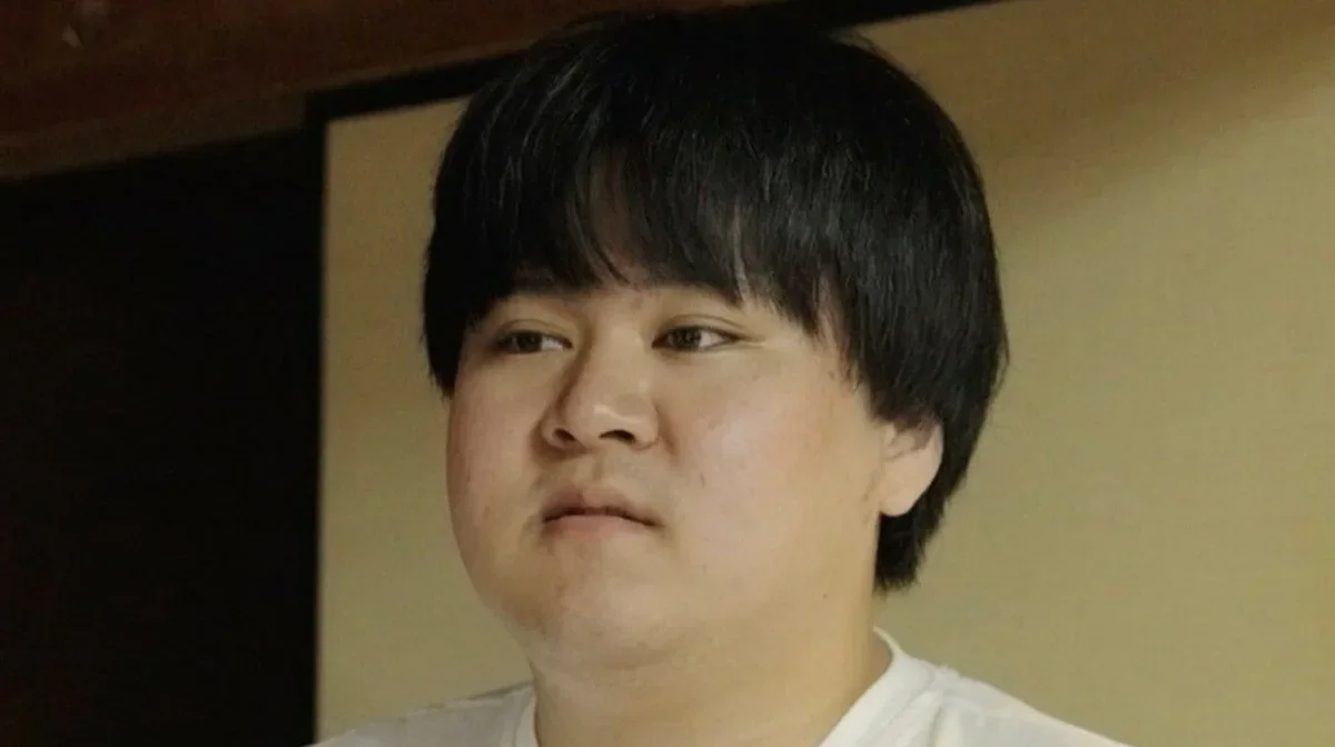 22岁男子小学尿裤子被同学取笑宅家13年不出门参加节目改变人生 6