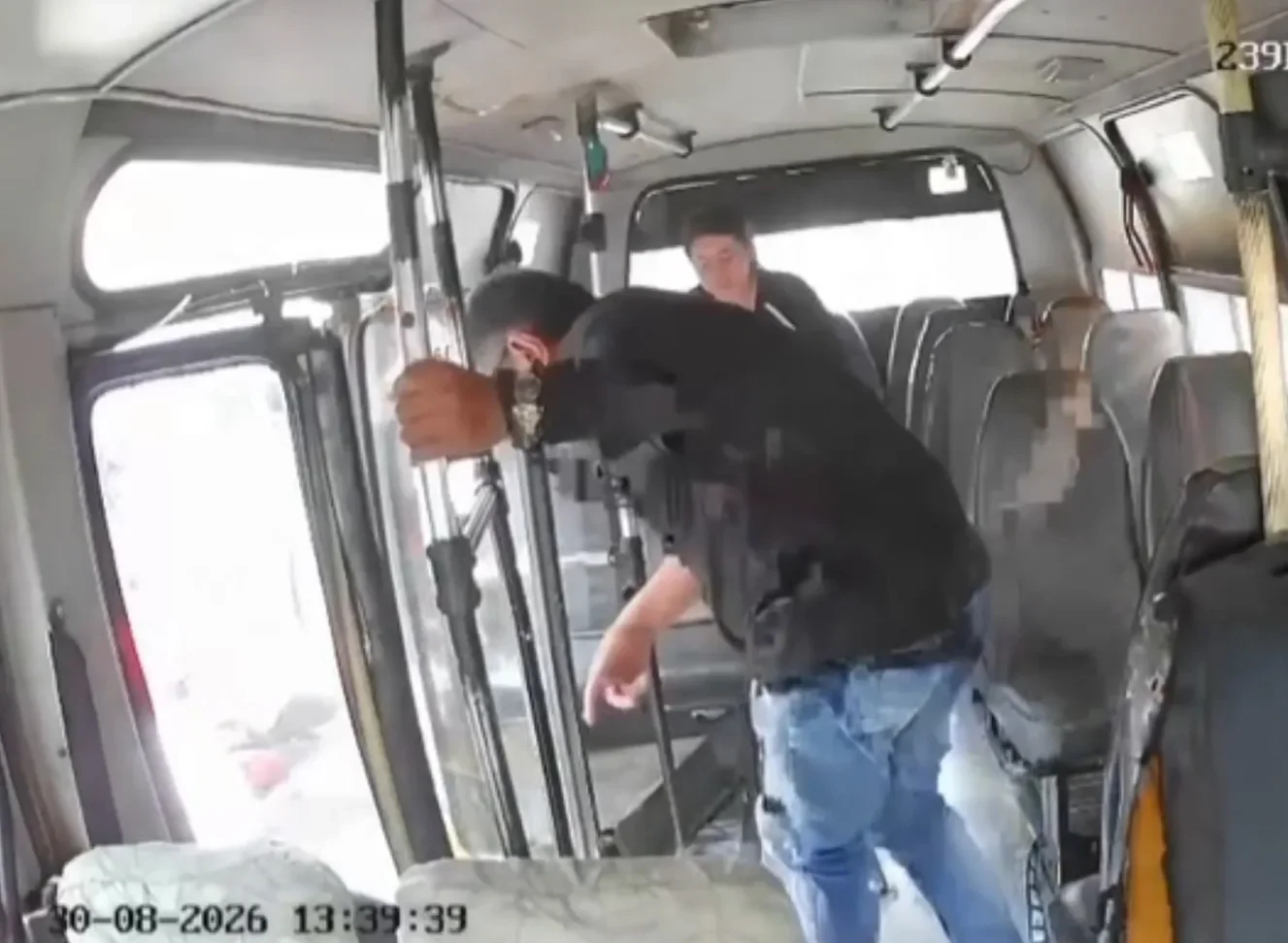 Bus